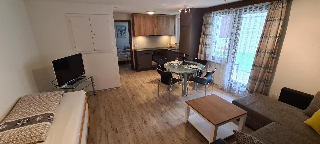 Apartmenthaus Sunshine Саас-Грунд Екстериор снимка